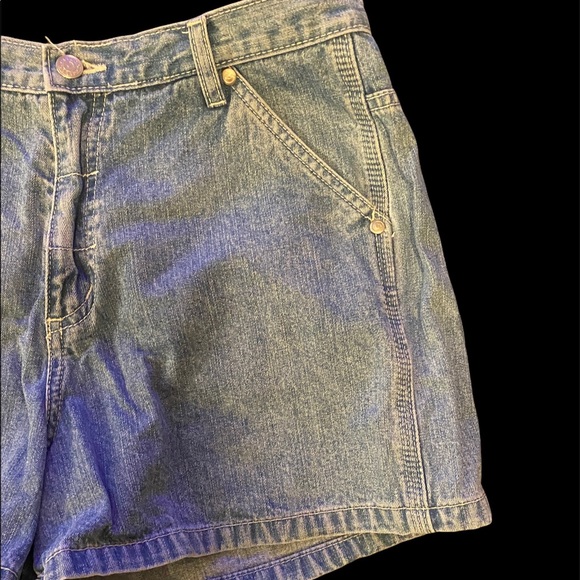 Circo Light Denim Shorts - Sz 16 - Great Condition - Discounted Shipping! - Picture 3 of 5